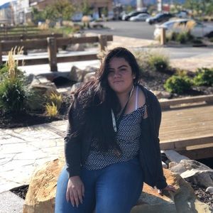 Meet your Posher, Haydee